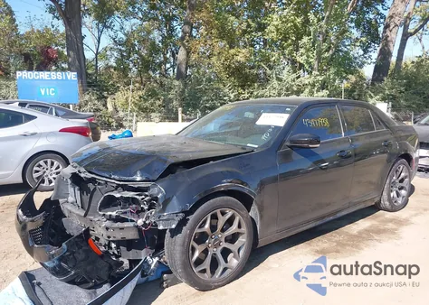 2018 Chrysler 300 300S из США, поврежденный, VIN 2C3CCABG2JH262141